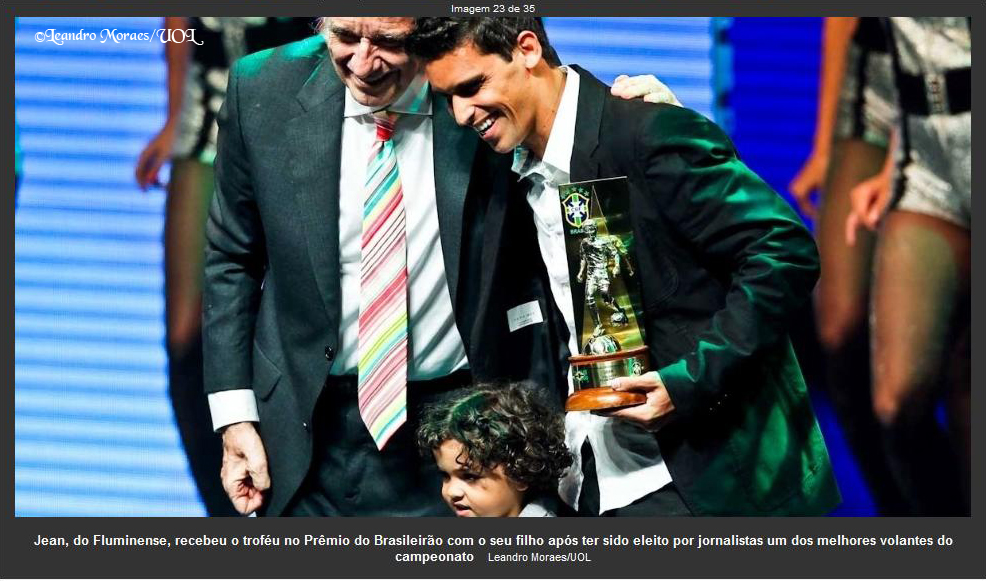 Jean, do Fluminense, premiado como um dos melhores volantes do Brasileirão de 2012