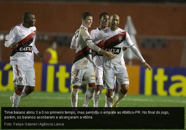 Dinei, jogador do Vitória, no jogo Atlético-PR3x5Vitória