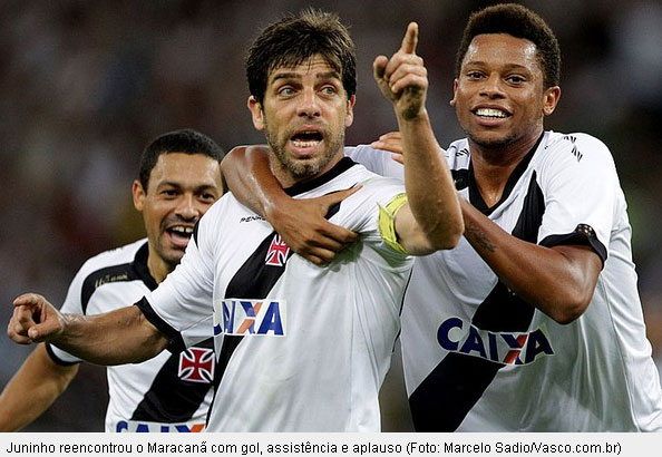 Juninho comemora seu gol no jogo Fluminense1x3Vasco. Volta a jogar no Maracanã depois de 12 anos.
