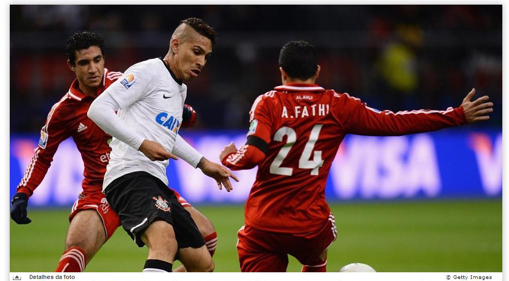 Paolo Guerrero, o que fez os gols da vitória do Corinthinas, no Mundial de Clubes 2012