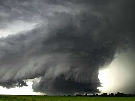 Fotos do tornado que teria ocorrido em Indaiatuba em maio de 2005