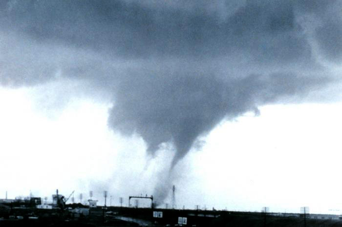 Dallas, Texas Tornado of 1957. NOAA Public Domain Photo (cropped); Image ID: wea02224, NOAA's National Weather Service (NWS) Collection; Photographer: Mr. Robert E. Day;Credit: SELS Weather Bureau