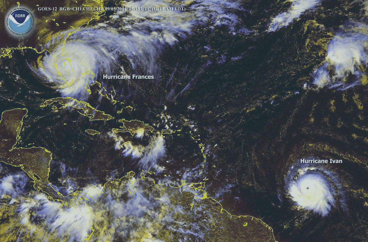 Foto dos furacões Frances e Ivan. Leia no site http://www.noaanews.noaa.gov/stories2004/s2347.htm