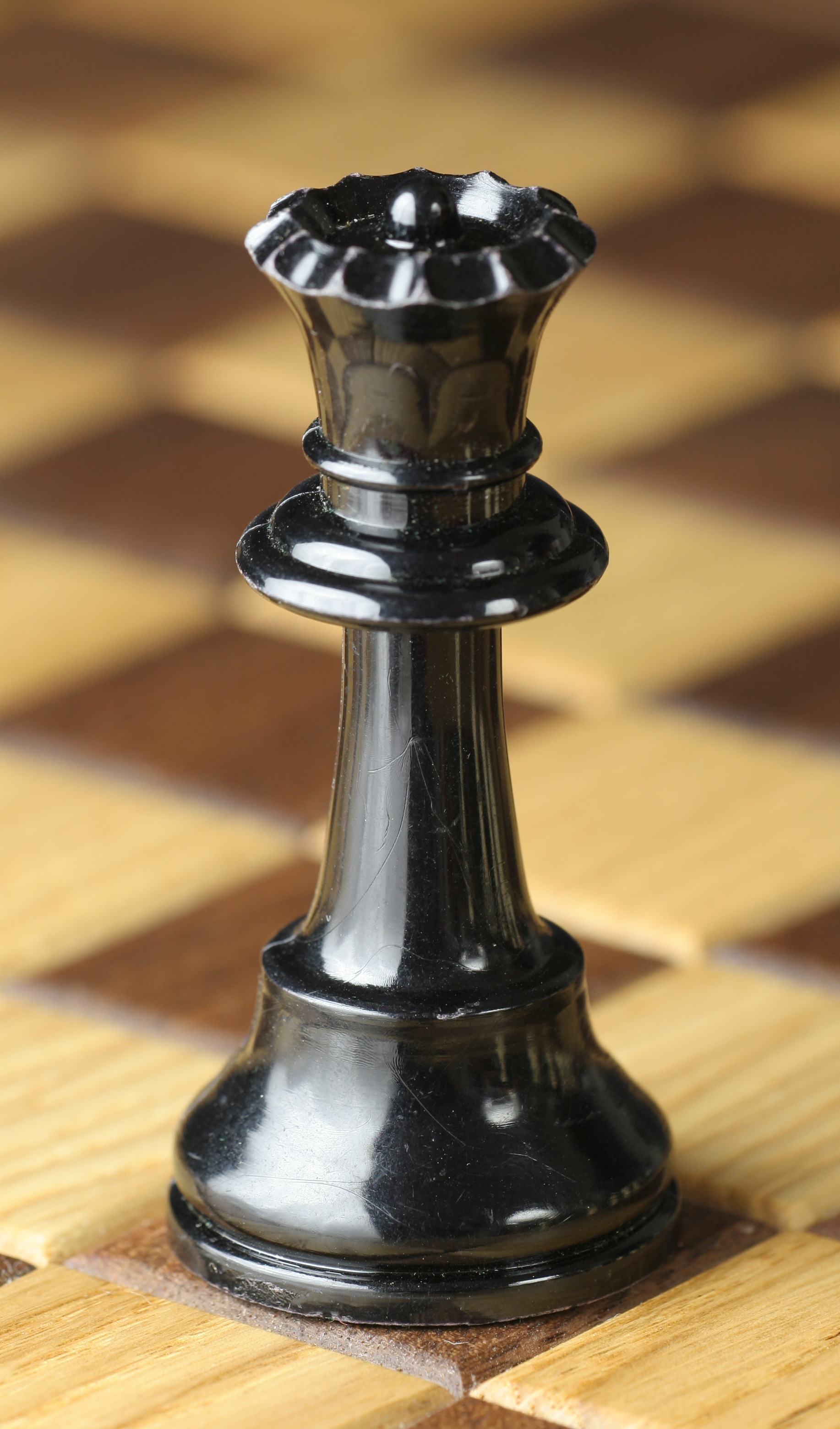 Visite http://davidhowellchess.com imagem da peça rainha, do jogo de xadrez, do site http://pl.wikipedia.org/wiki/Hetman_(szachy)